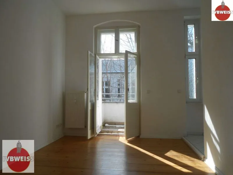 attraktive-Kiez-Wohnung am Charlottenburger Mierendorffplatz-EBK-DB-BK-Dielen, frei ab 15.10.2023 — photo 1